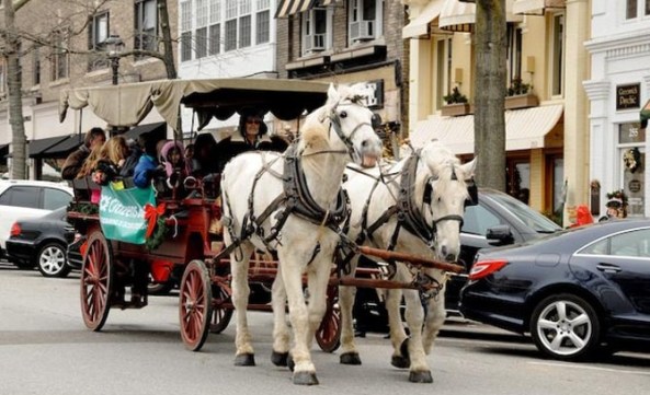 greenwich holiday stroll