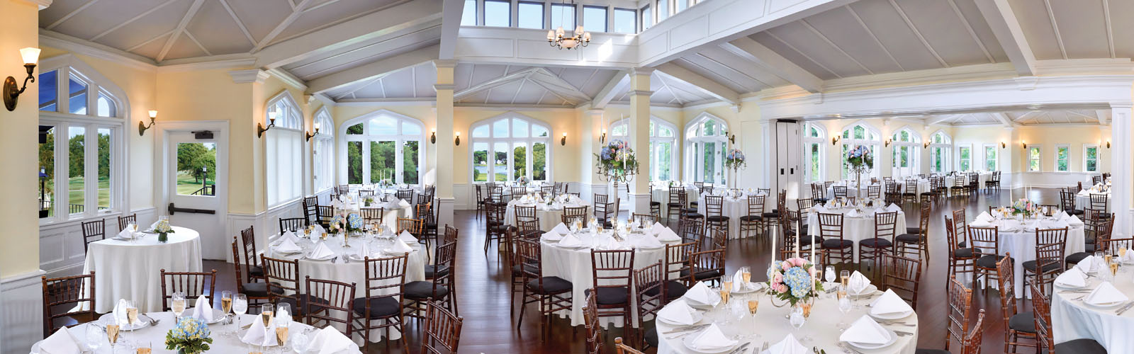 Whitby Castle: elegant dining in a true castle | I On The Valley, image size:1600x500